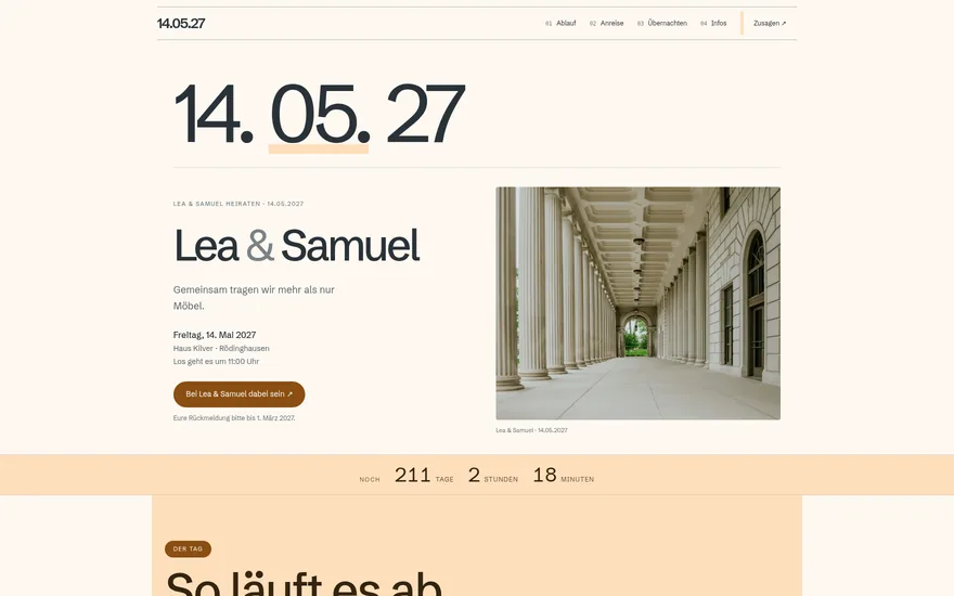 Musterhochzeit Lea und Samuel in der Gestaltung Datum: das Hochzeitsdatum groß als Schmuckelement, darunter Namen, Ort und ein Foto.